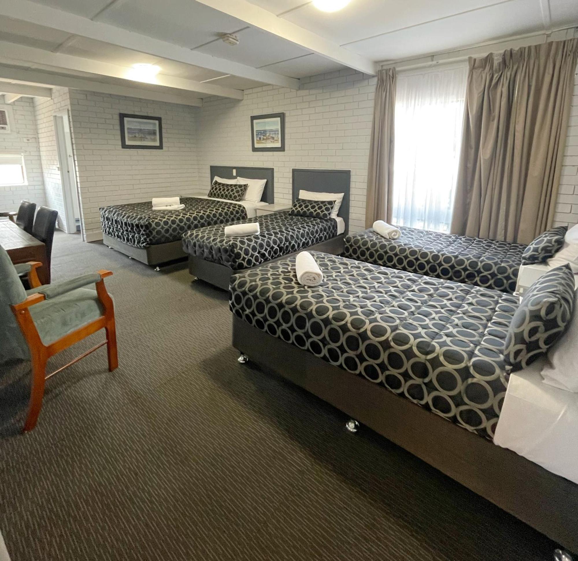 נאראנדרה Fig Tree Motel מראה חיצוני תמונה