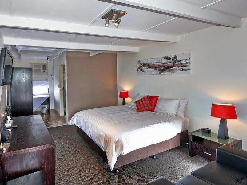 נאראנדרה Fig Tree Motel מראה חיצוני תמונה